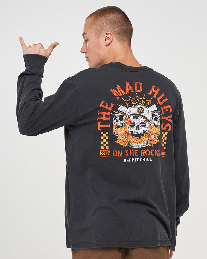 Streetwear Brand Hoodies - เสื้อสเวตเตอร์คอกลมลายกราฟิกแบรนด์ On The Rocks Skull Sailor