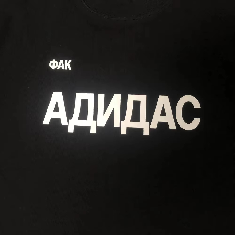 YZY เสื้อยืดลายกราฟิกสไตล์วินเ - Streetwear Brand Aesthetic บทวิจารณ์และราคา