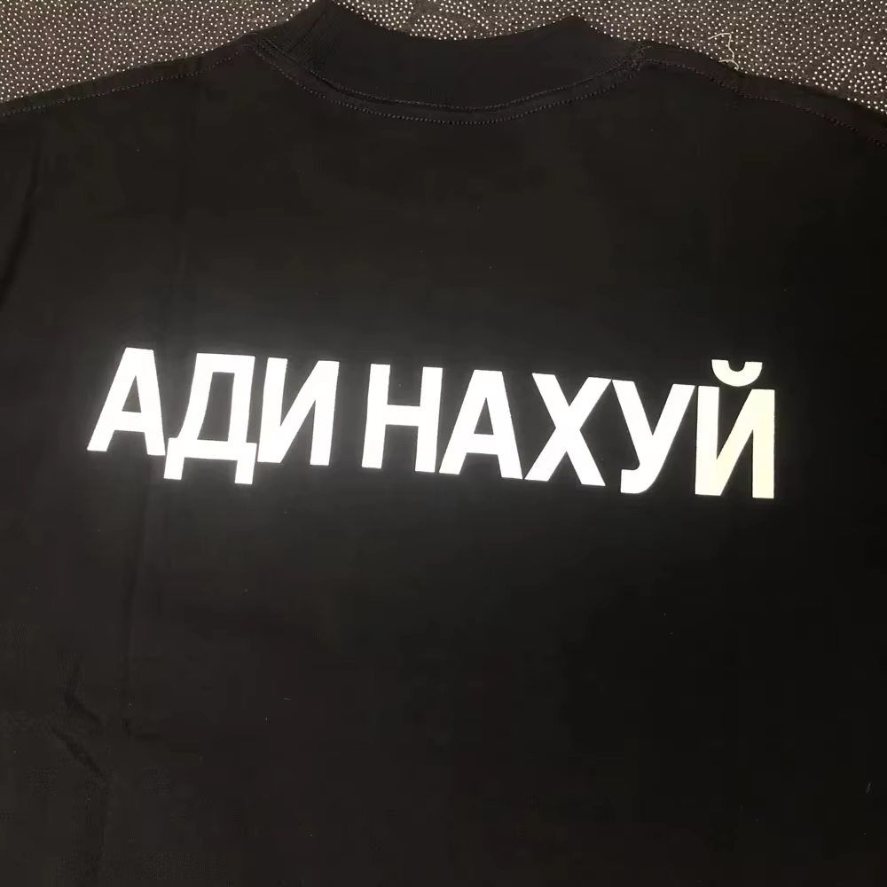 YZY เสื้อยืดลายกราฟิกสไตล์วินเ - Streetwear Brand Aesthetic บทวิจารณ์และราคา