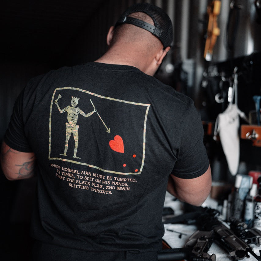เสื้อยืดลายกราฟิกแบรนด์ Hoist  - Streetwear Brand Shirts บทวิจารณ์และราคา